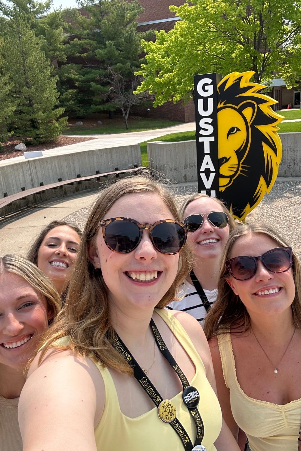 Young alumni at Gus selfie station