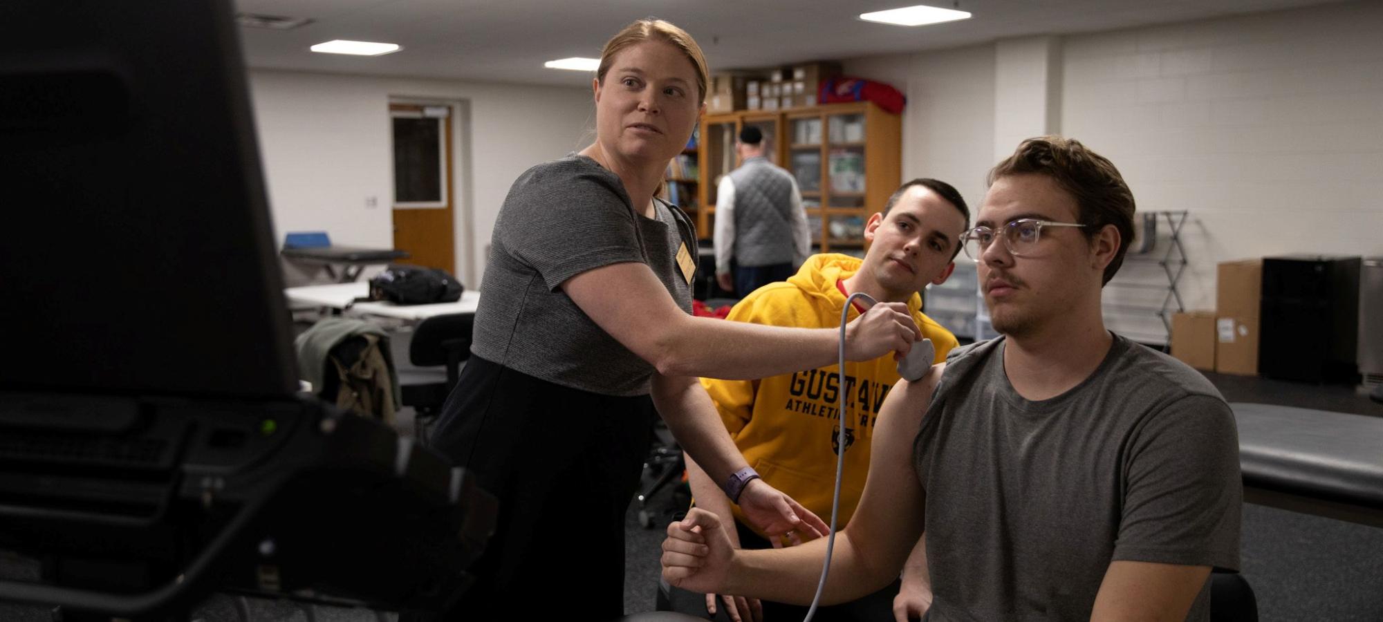 Athletic training shoulder treaterment