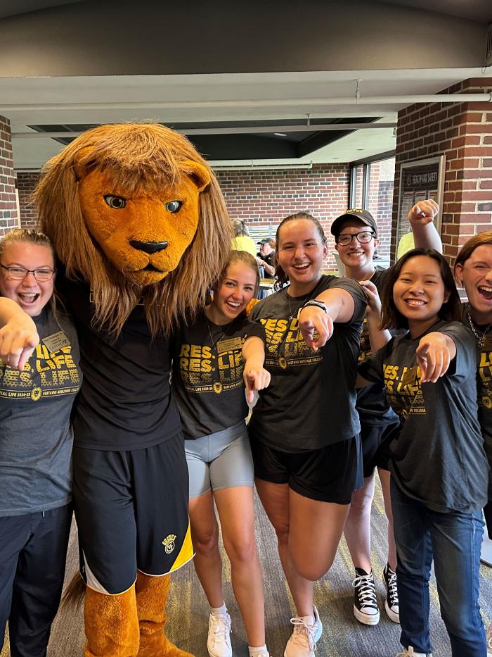 Gus with CFs on move in 