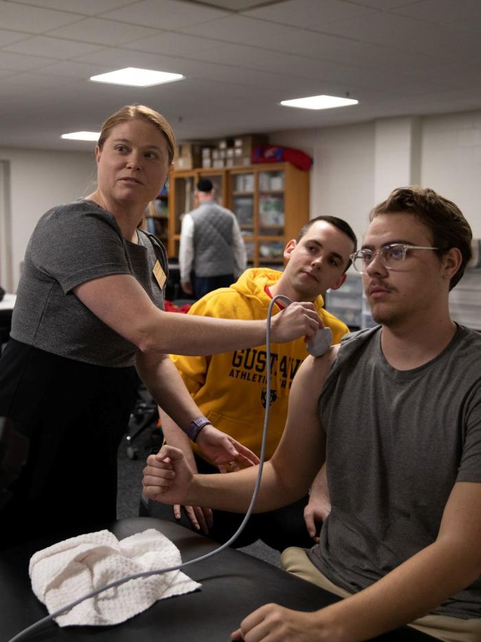 Athletic training shoulder treaterment