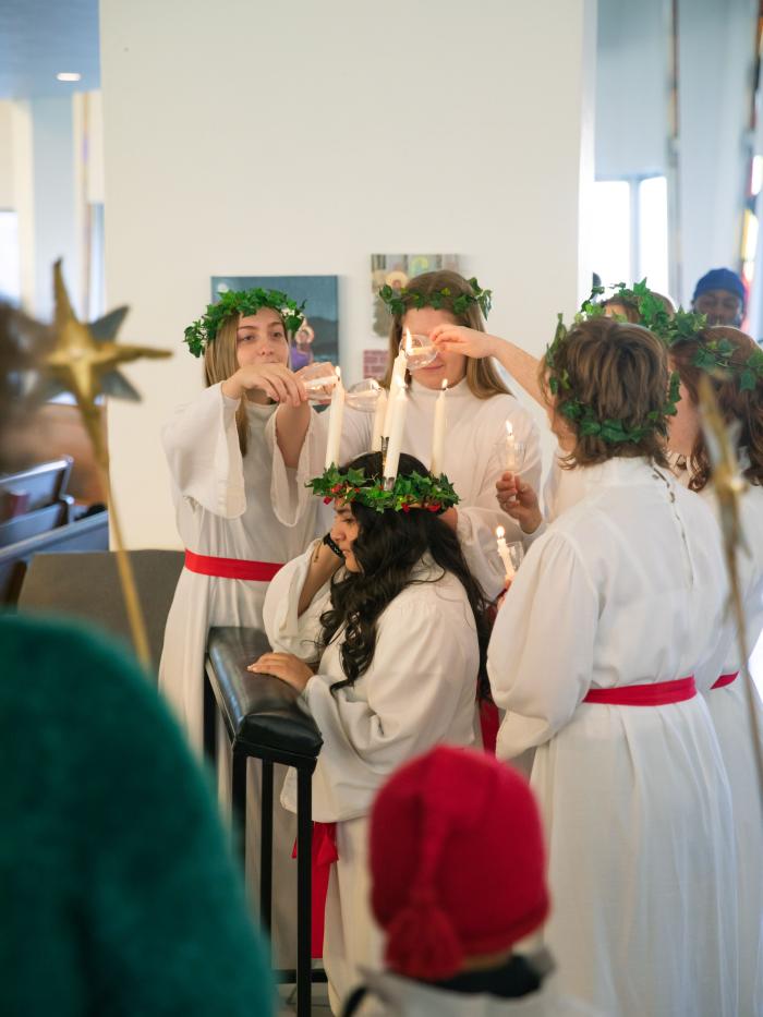 Lucia crown lighting